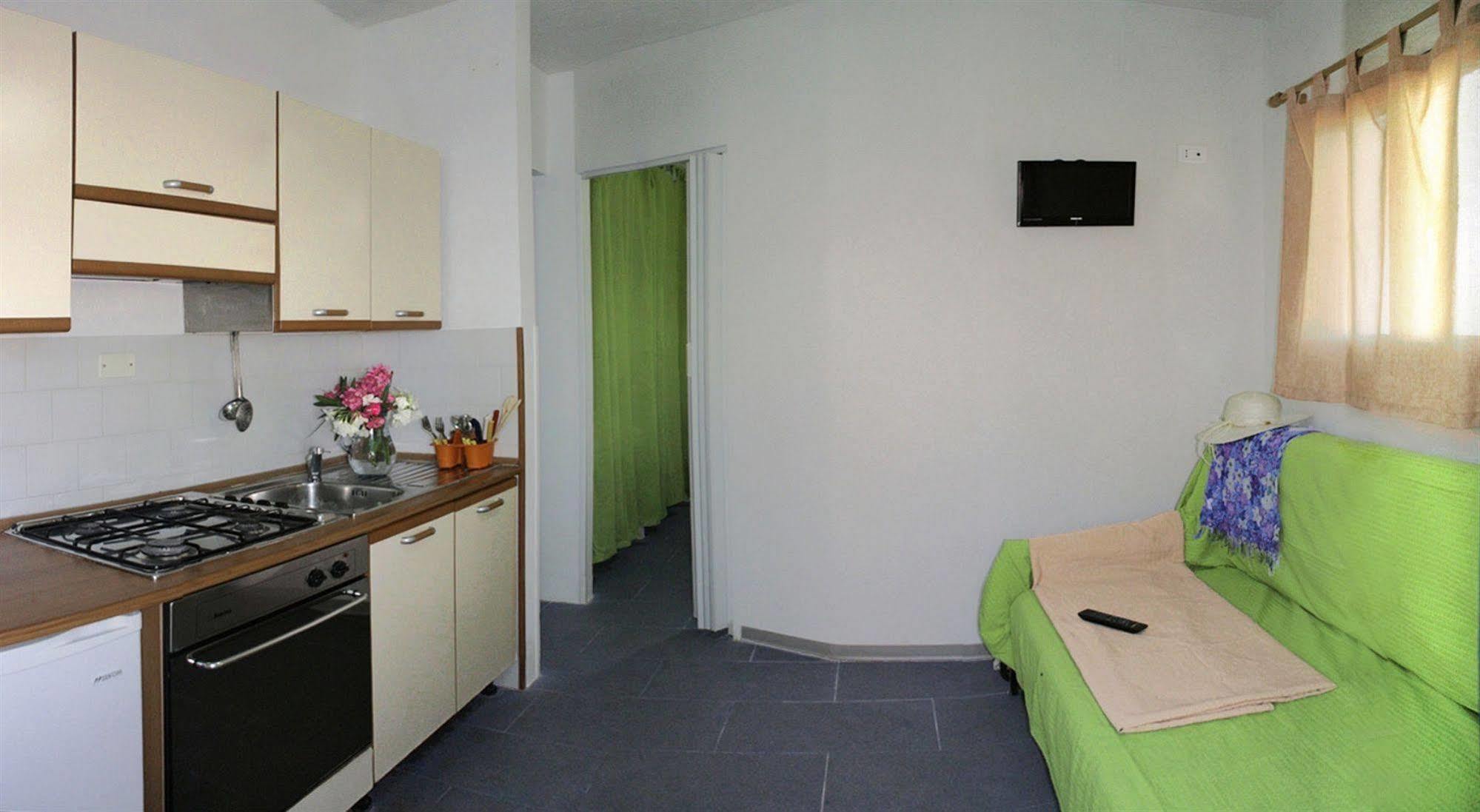 Camping Villaggio Lamaforca Torre Santa Sabina Exterior photo