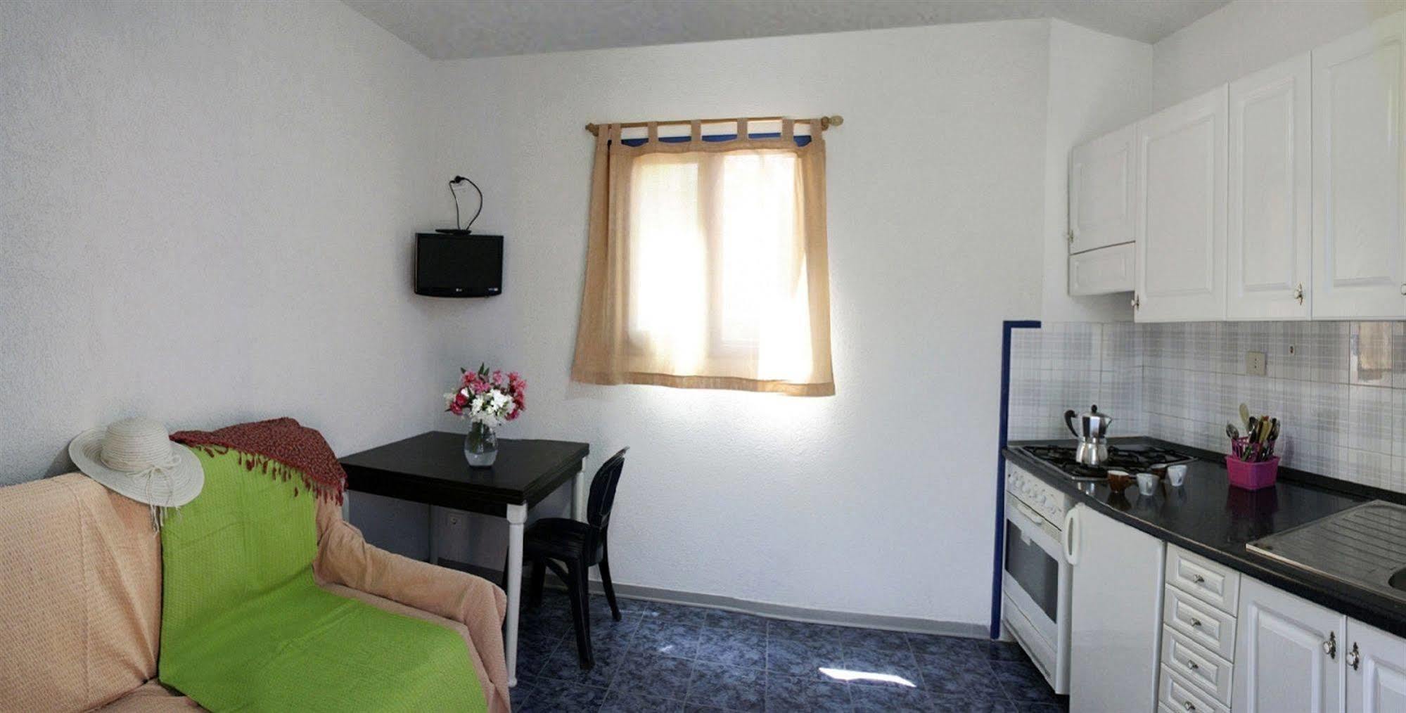 Camping Villaggio Lamaforca Torre Santa Sabina Exterior photo